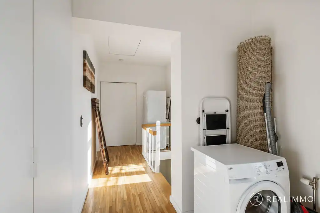 Authentiek gerenoveerde woning met ruim terras in hartje Avelgem foto 11