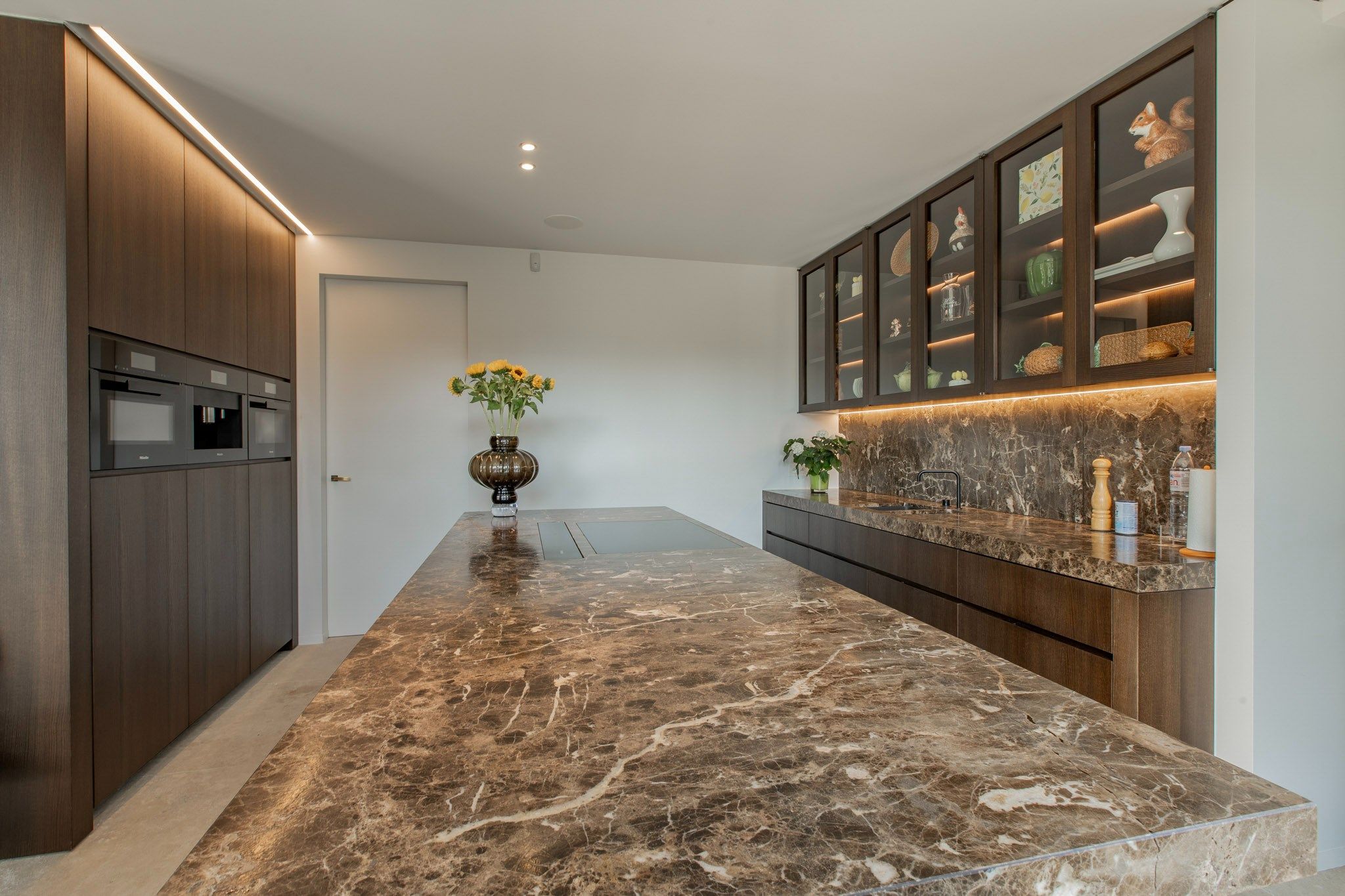 Uitzonderlijk perfect onderhouden villa gelegen in het Zoute, nabij de Kalfsmolen. foto 14
