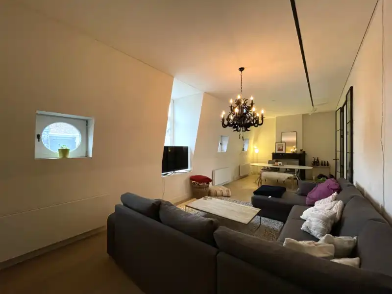 Exclusief en ruim appartement in authentiek gebouw hartje Gent foto 8