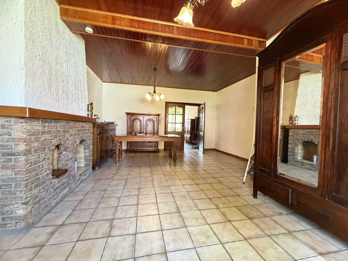 Rustig gelegen wijkwoning met zongerichte tuin foto 3