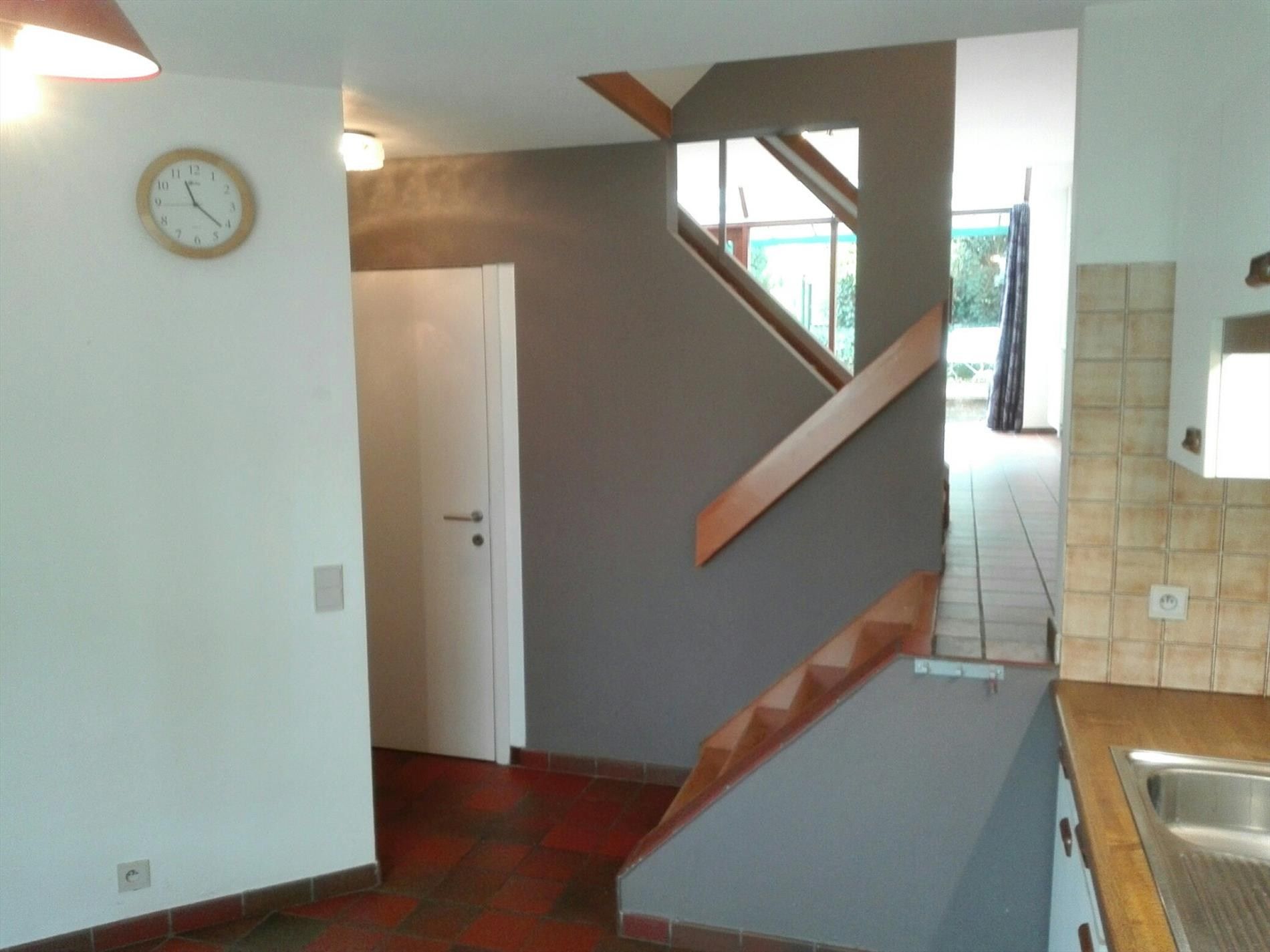 knusse stadswoning met terras foto {{pictureIndex}}