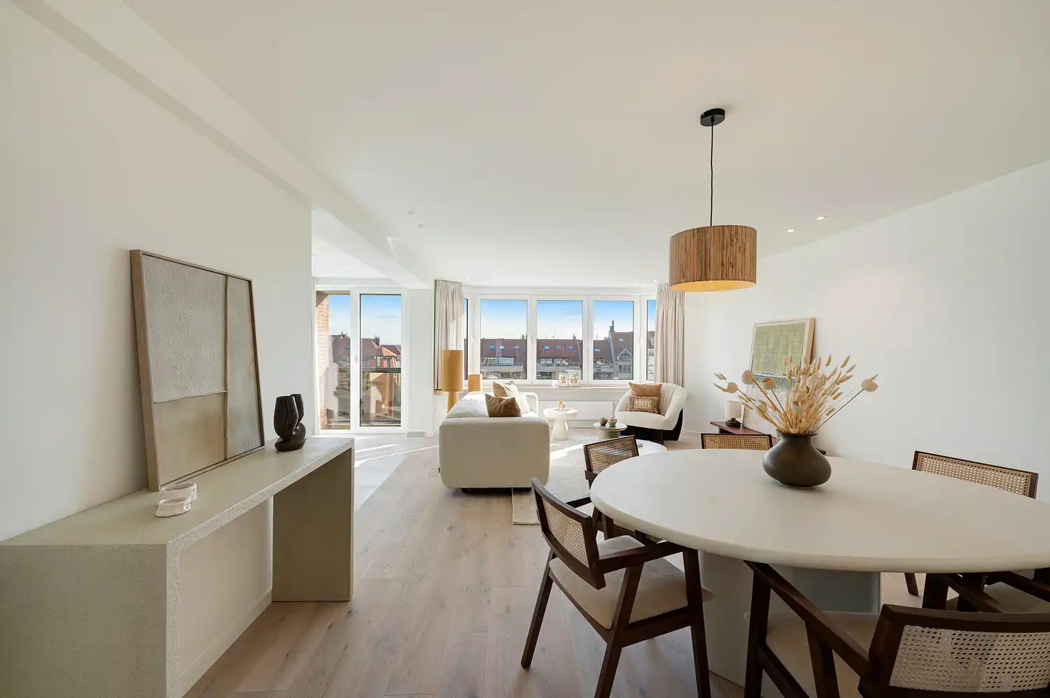 Volledig smaakvlol vernieuwd appartement met terrassen en openzichten foto 2