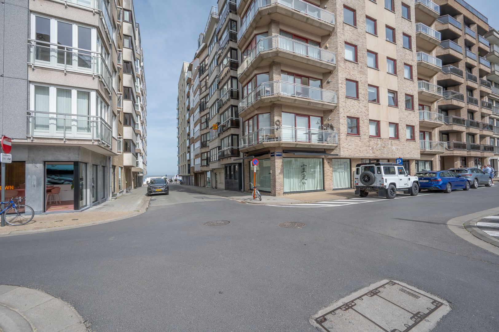 Lichtrijk vernieuwd appartement op 50 meter van het strand van Duinbergen foto 23