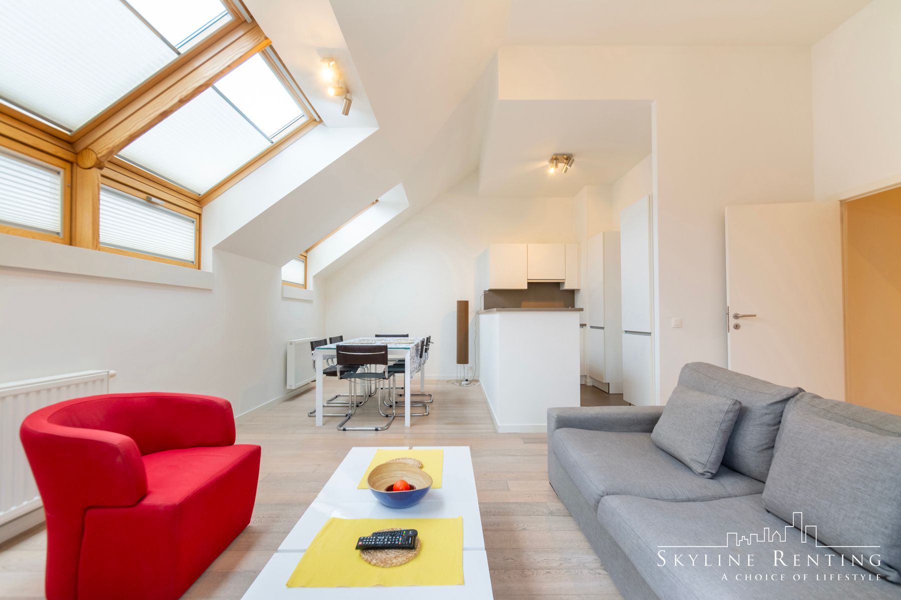 EU - prachtig 2 slaapkamers penthouse  foto 2