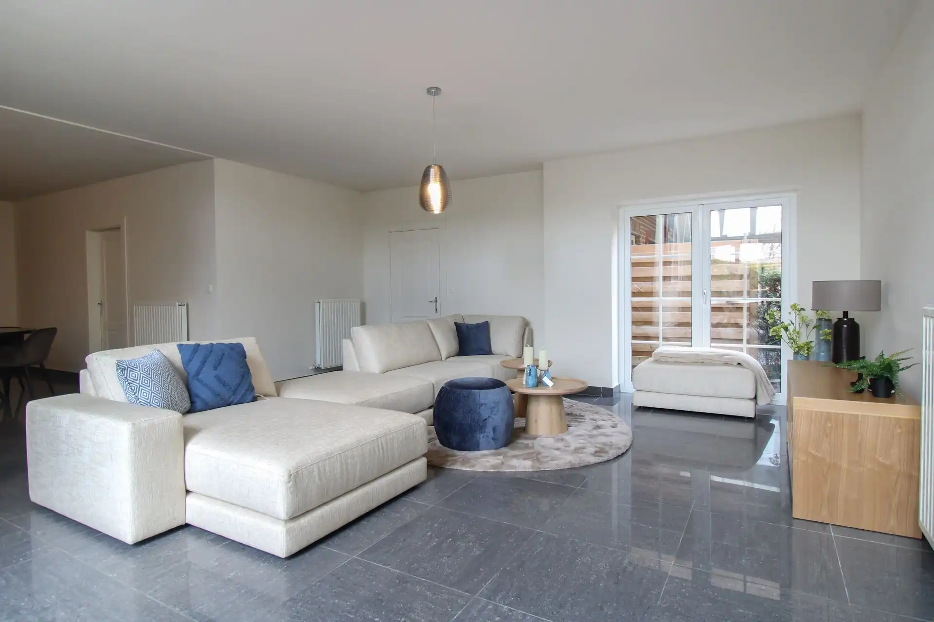 Ruime triplex met studio te koop in Opgrimbie! foto 7