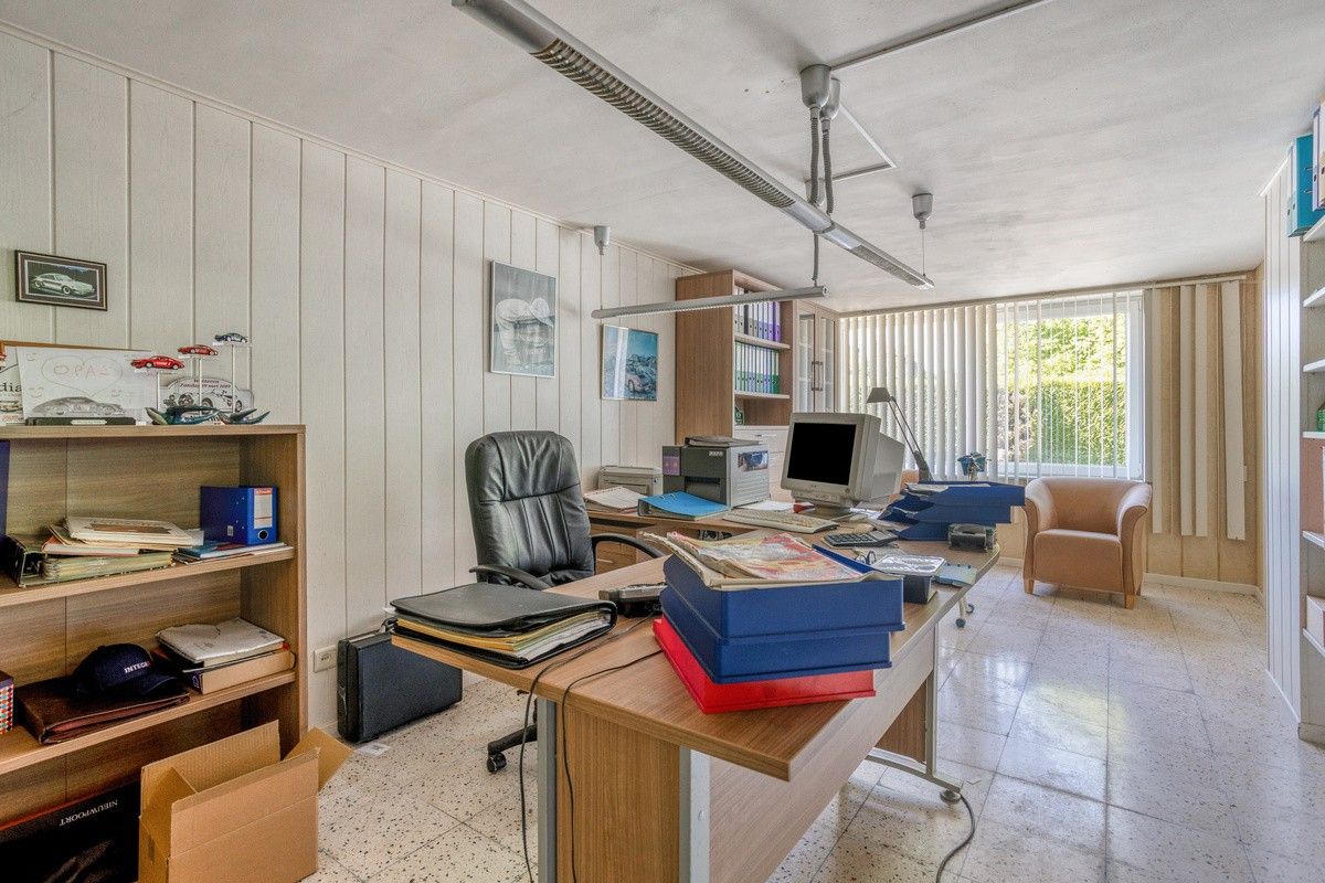 Vergunde Loods en Kantoorruimte met instapklare woning foto 9