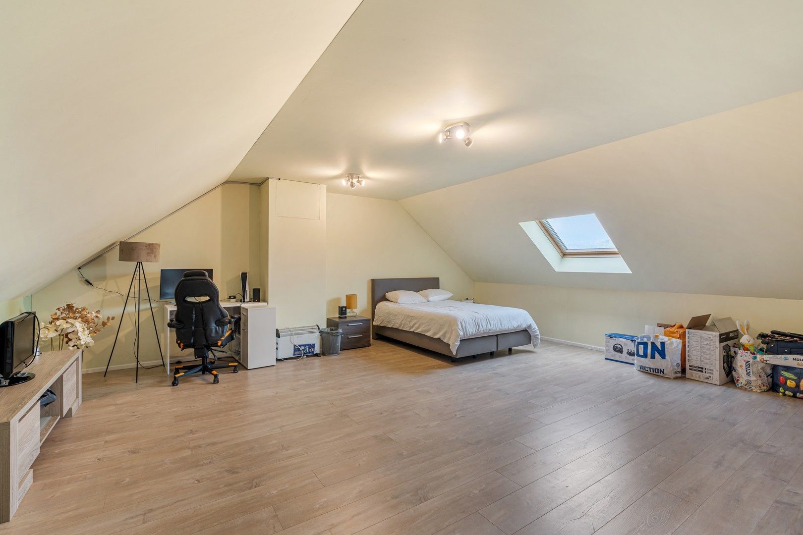 🏡 Instapklare halfopen bebouwing in landelijke stijl te koop in Houthalen-Helchteren (Binnenvaartstraat) foto 17