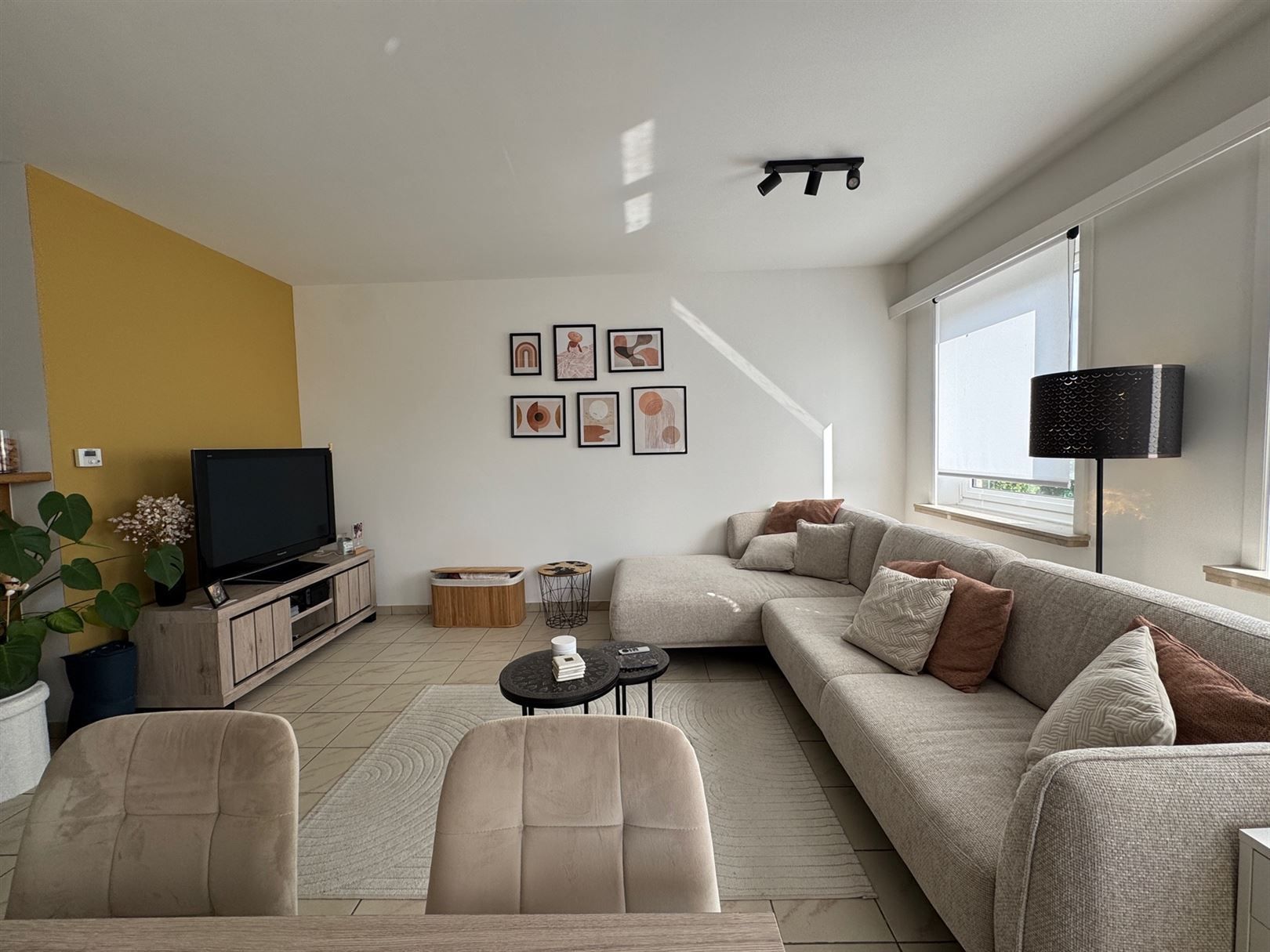 Lichtrijk appartement met 1 slaapkamer foto 6