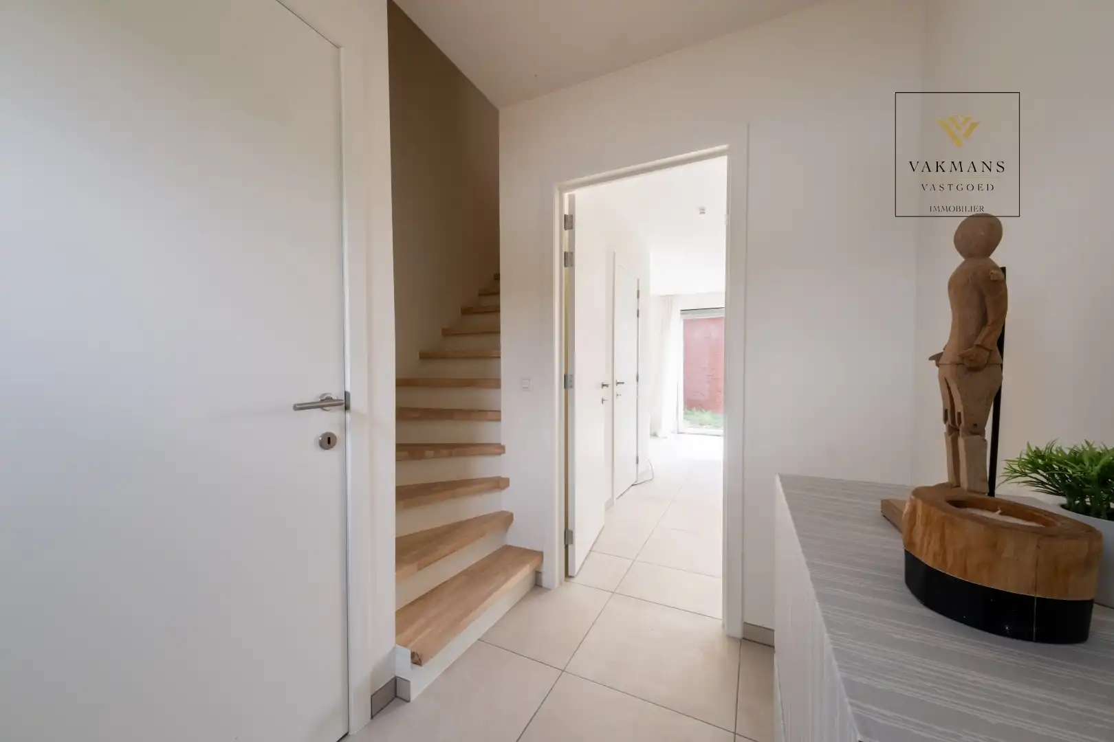 Nieuwbouwoning in een landelijke omgeving foto 4