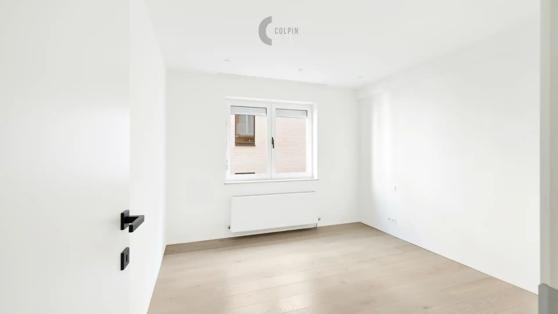 Instapklaar, gerenoveerd appartement op toplocatie vlakbij het strand en Heldenplein foto 8