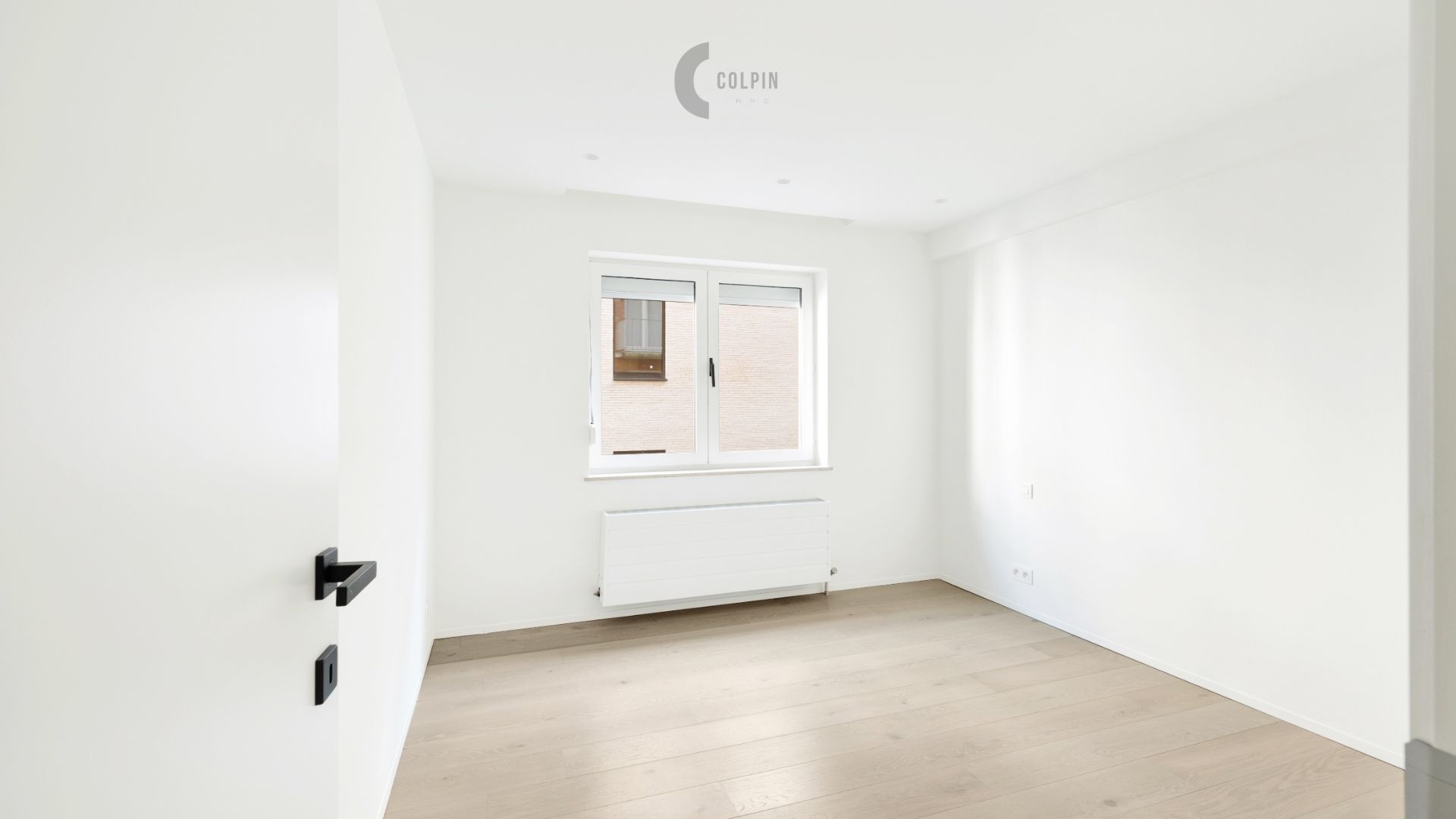 Instapklaar, gerenoveerd appartement op toplocatie vlakbij het strand en Heldenplein foto 8
