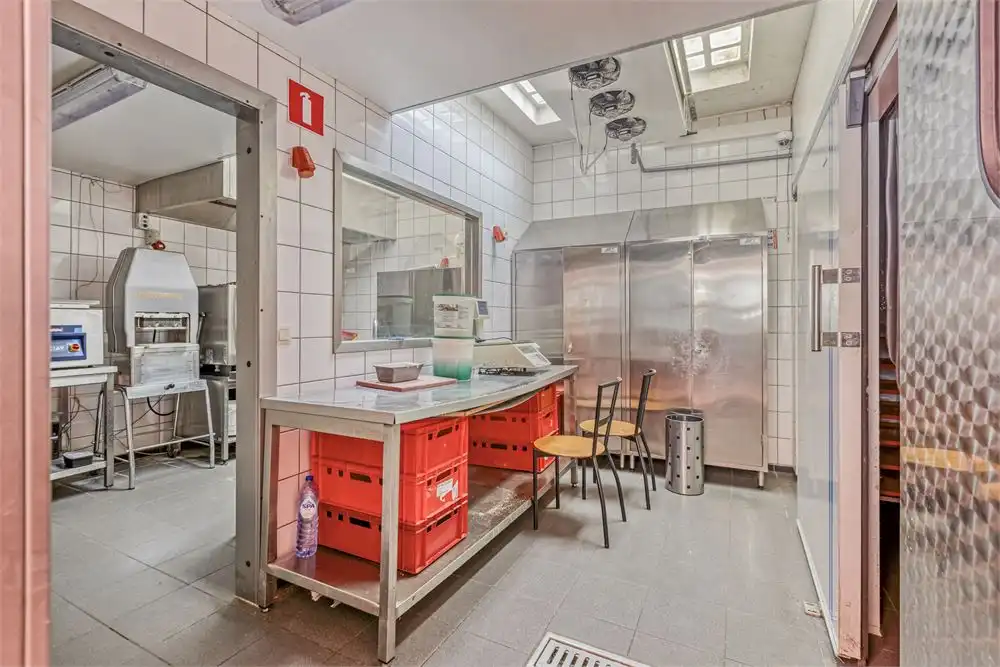 Ruim handelshuis op AAA-locatie foto 8