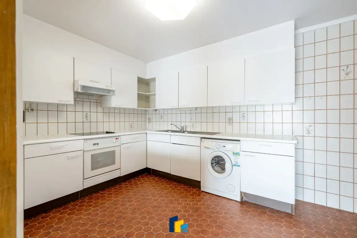 Ruim 2 slpk-appartement met zonnig terras foto 7