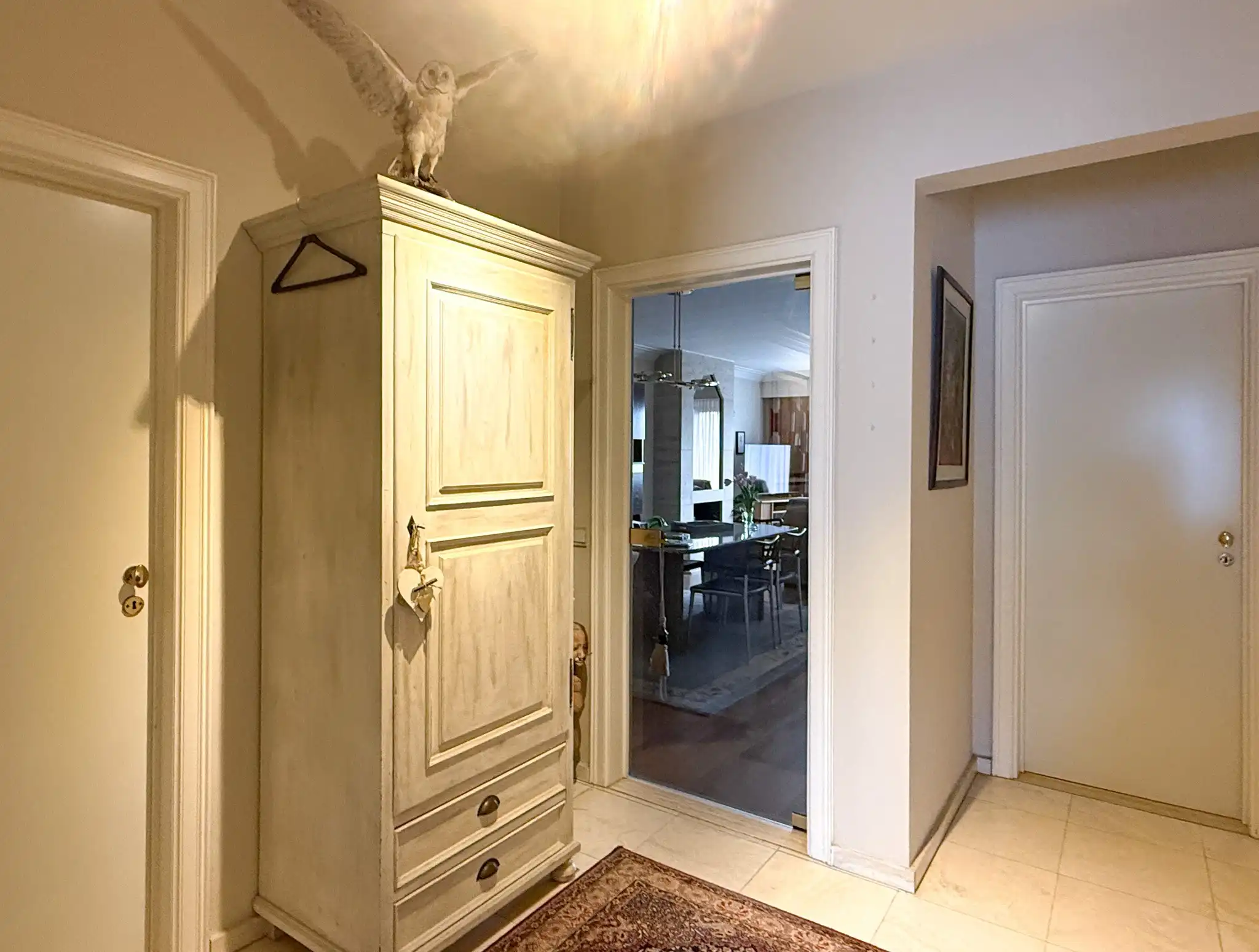 Appartement met twee slaapkamers en twee terrassen in het centrum van Beveren foto 2