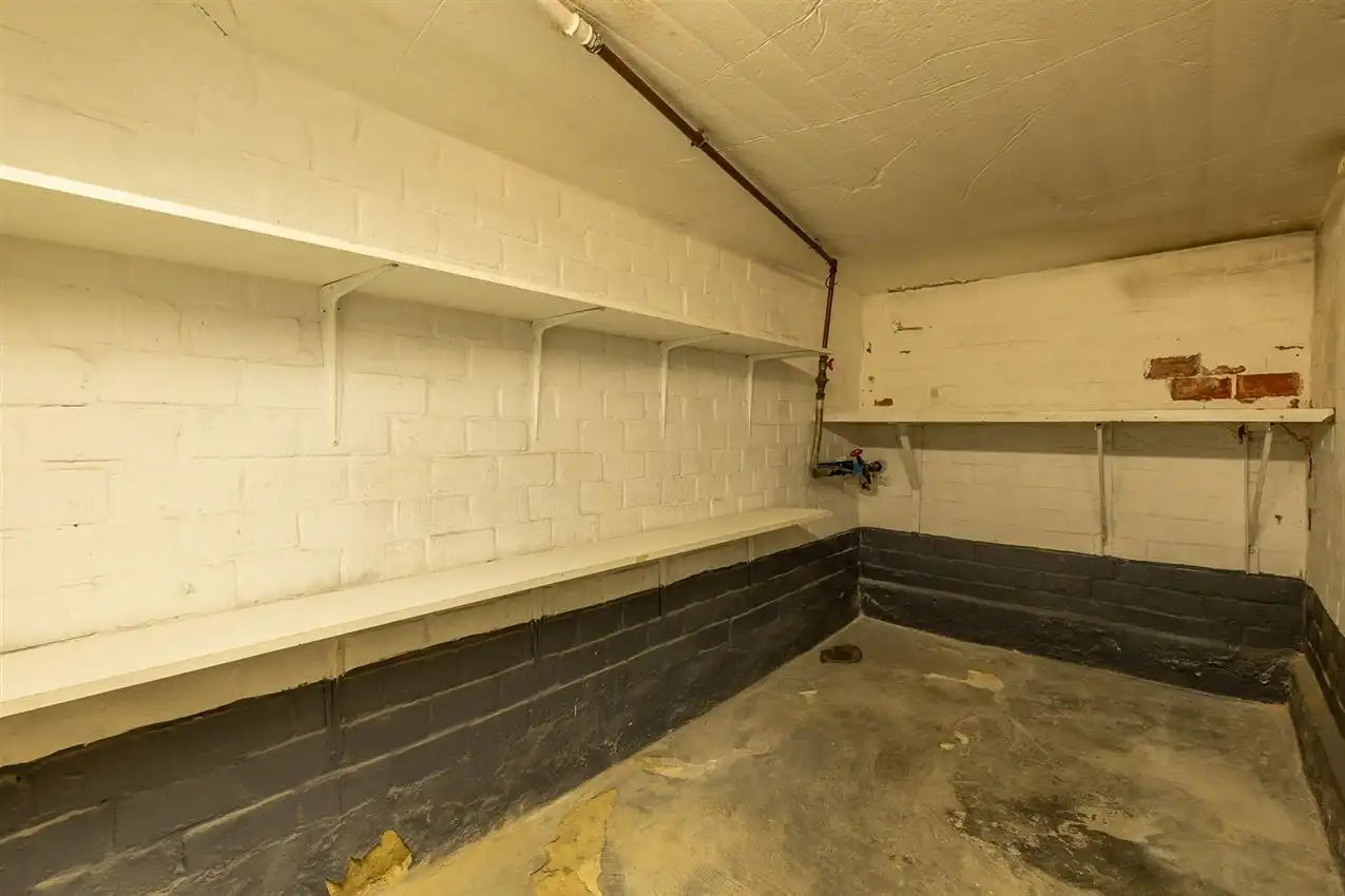 Op te frissen rijwoning, ideaal voor starters foto 32