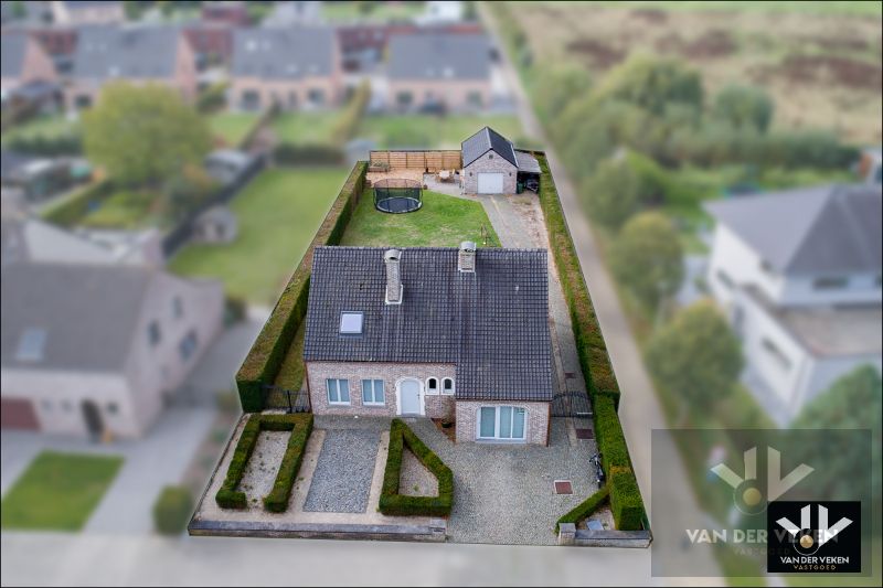GERENOVEERDE GEZINSWONING IN KINDVRIENDELIJKE OMGEVING TE KURINGEN foto 2