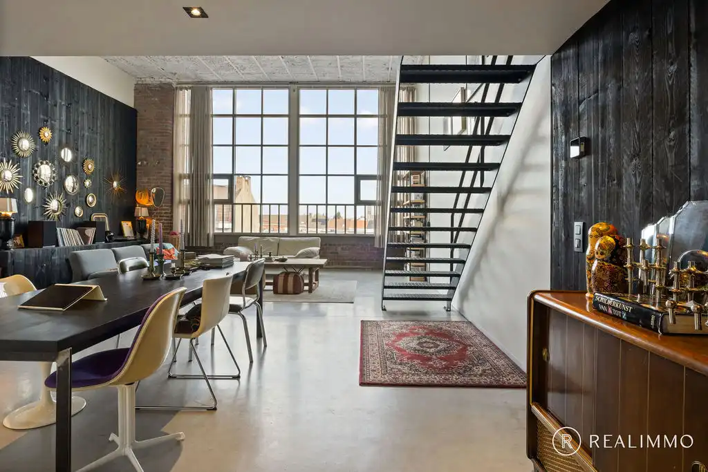 Exclusieve loft met privatieve staanplaats en kelderberging! foto 7