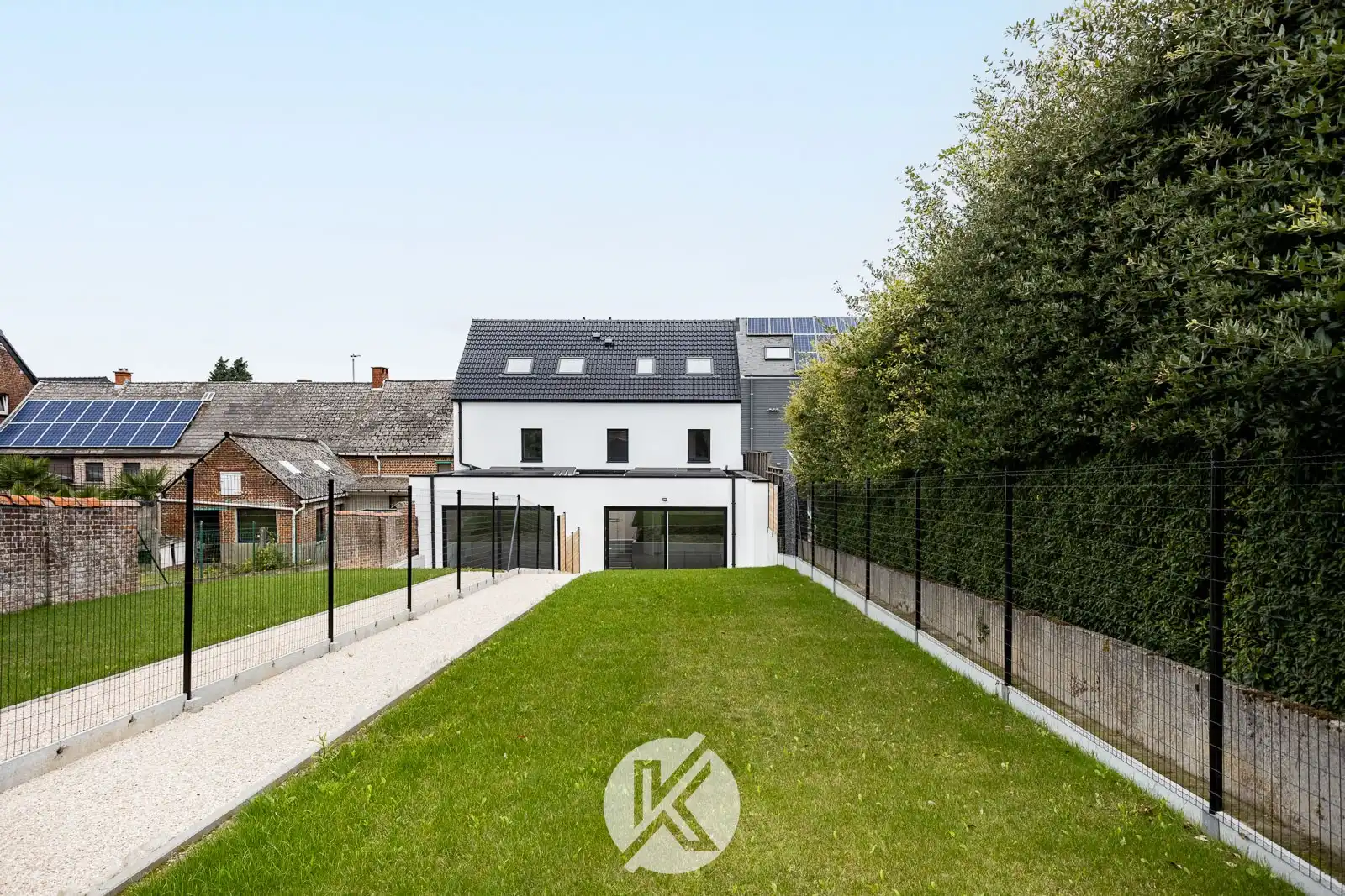 Leuke gezinswoning met 4 slaapkamers foto 23