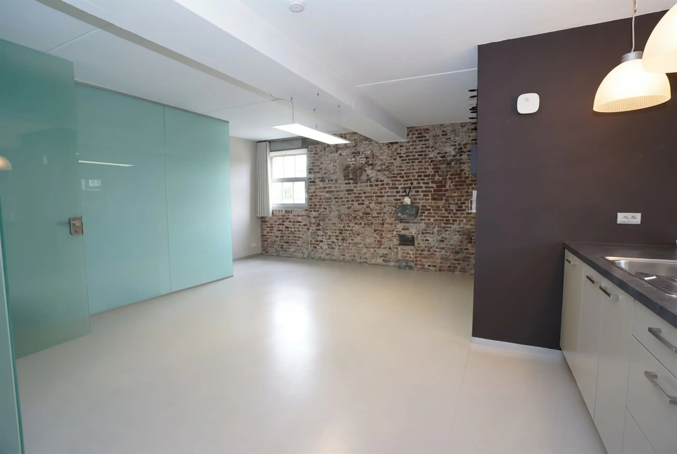 Onweerstaanbare loft met zicht op het water! foto 13