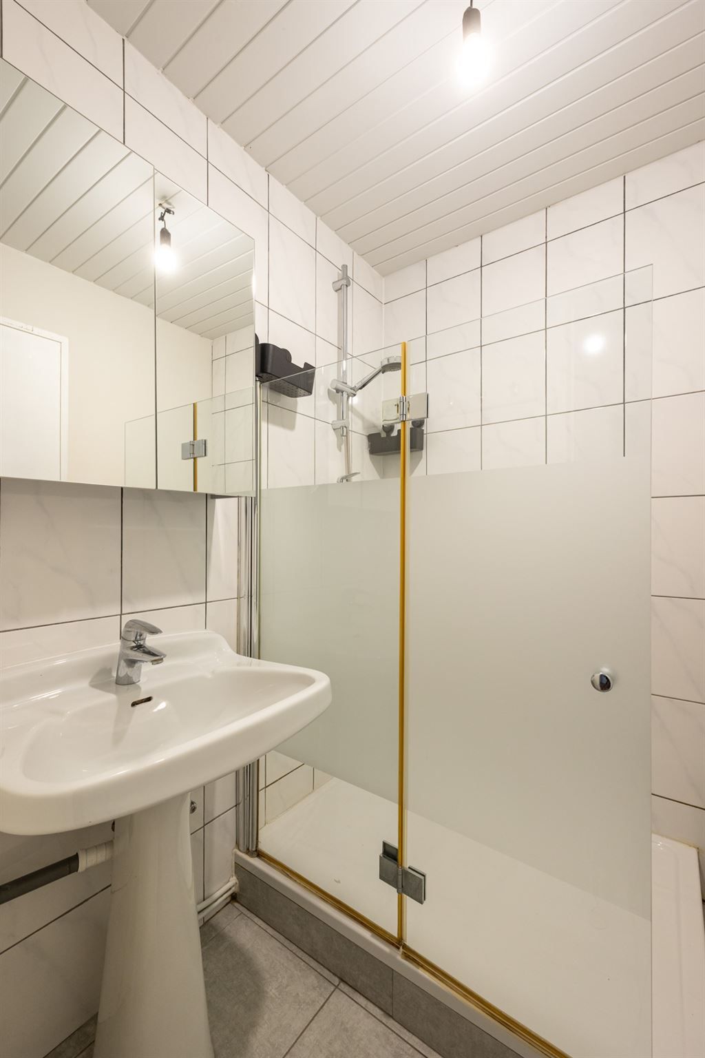 Instapklaar appartement nabij Boelaarpark foto 13