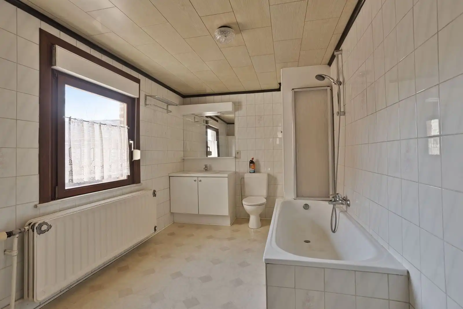 Woning met grote atelier(+/-205m²) te centrum Dworp foto 17