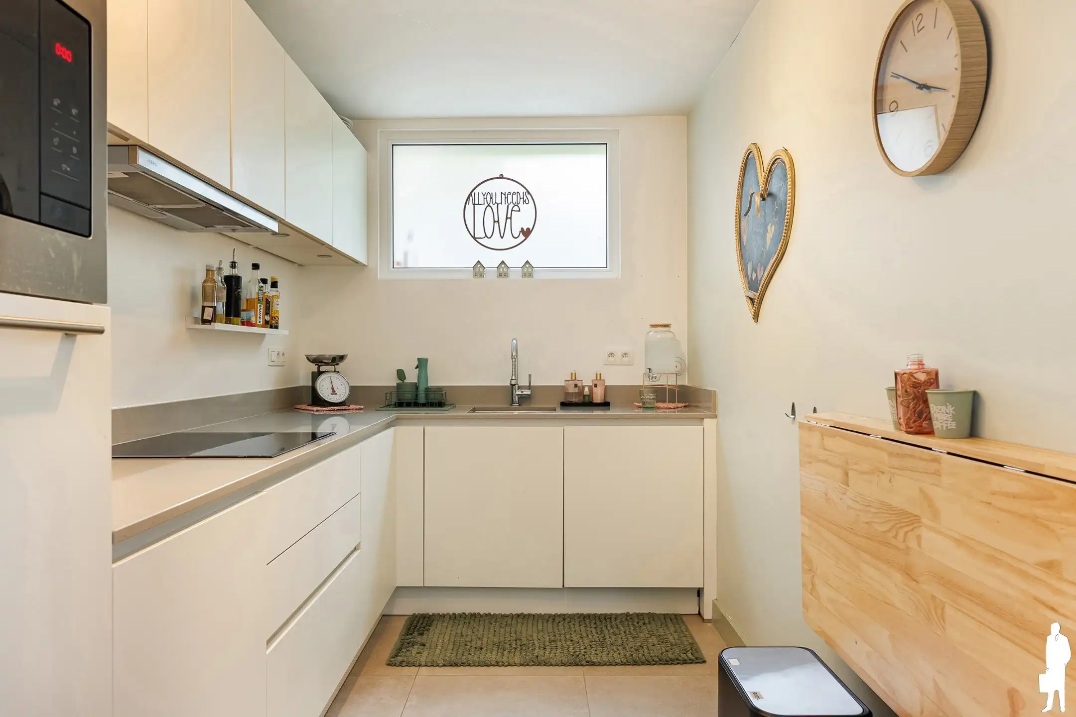 Instapklaar triplex appartement op toplocatie in Sint-Niklaas foto 6