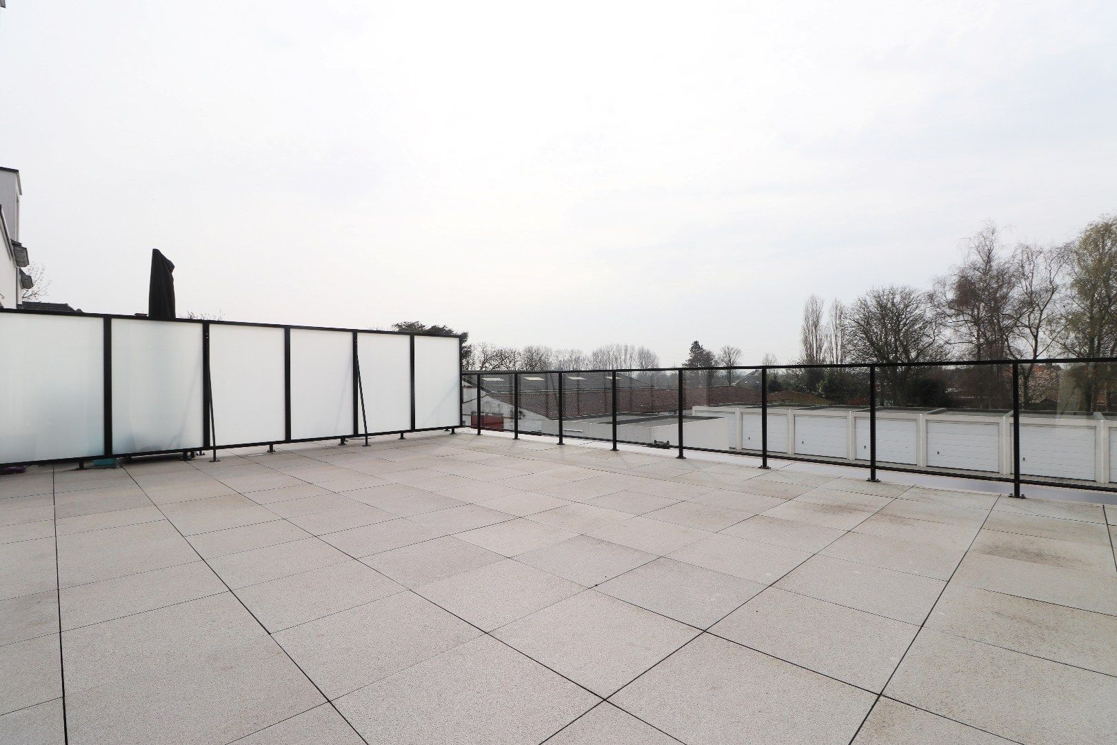 Prachtig appartement met zeer ruim zonneterras. foto 5