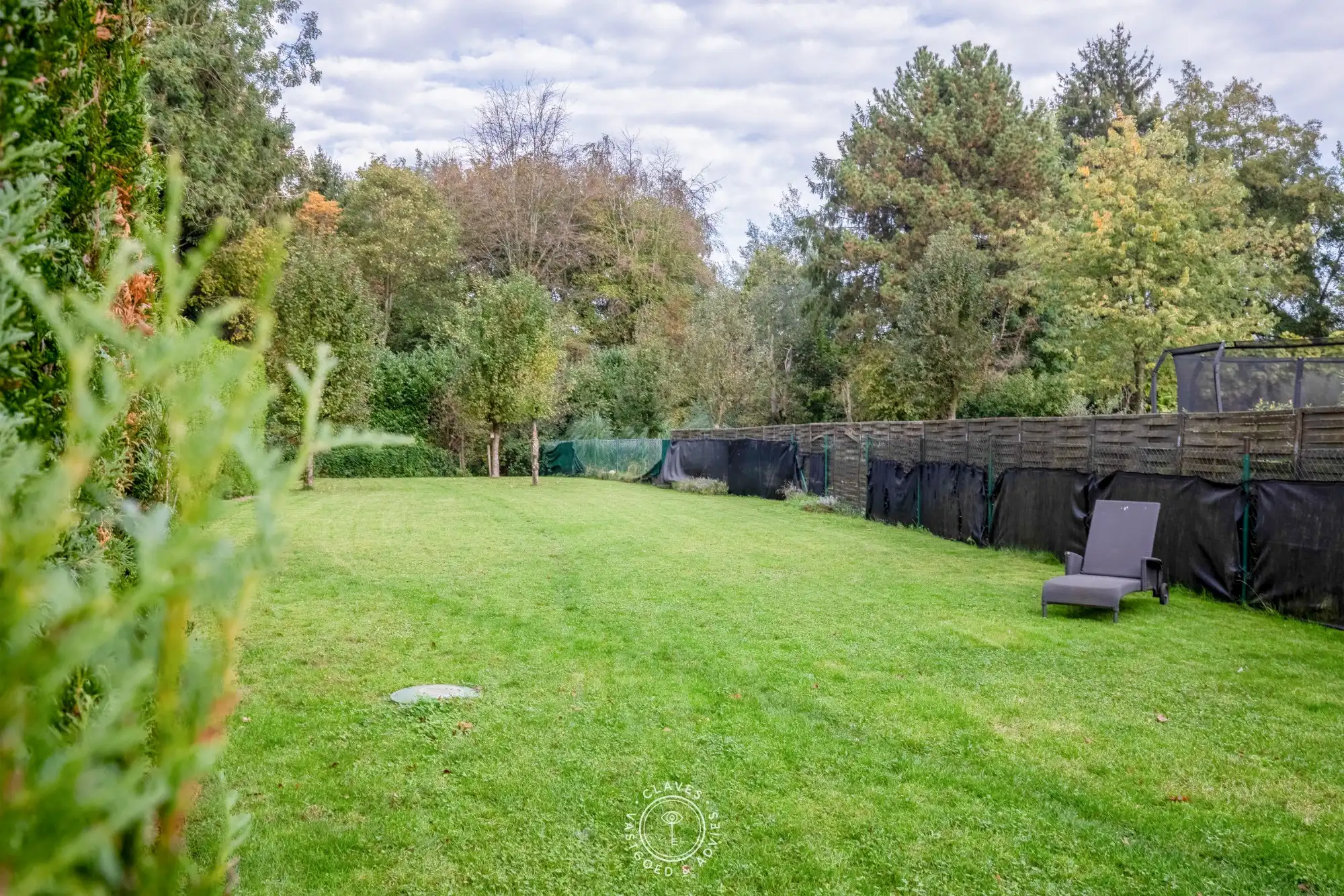 Instapklare gezinswoning met 3 slaapkamers, garage en verrassend ruime tuin in Sint-Niklaas foto 25