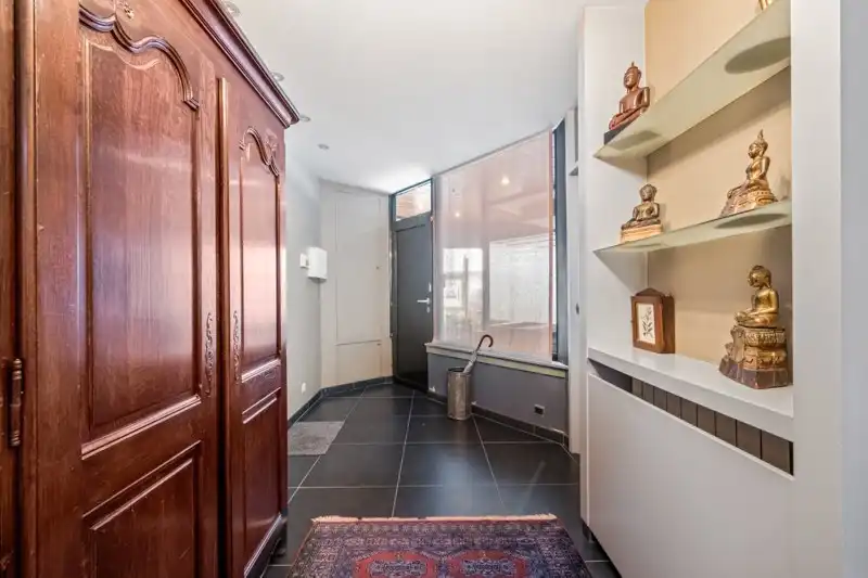 Veelzijdige woning met tuin en uitweg in Eernegem foto 5