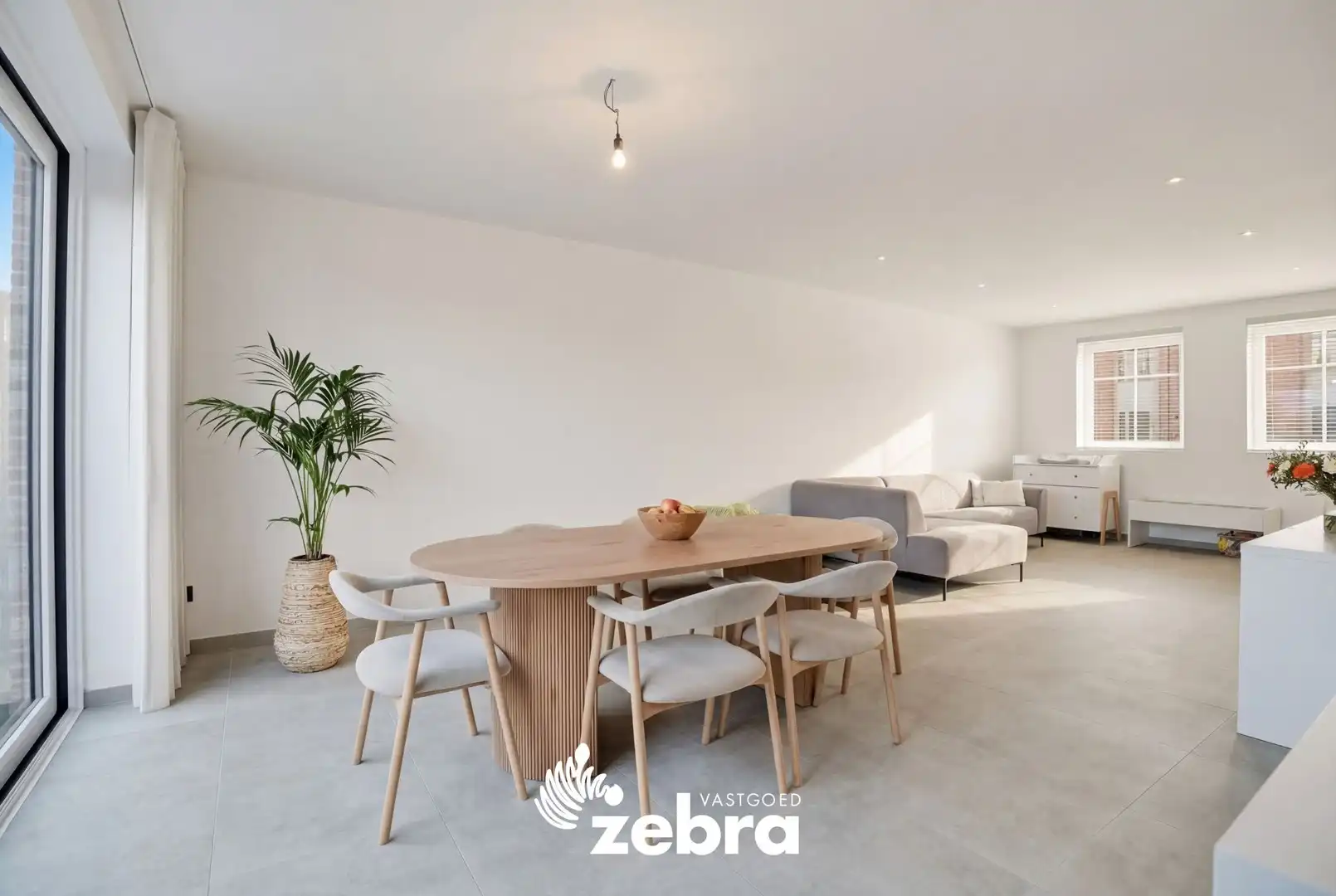 Instapklare woning met 3 slaapkamers en garage te Meulebeke! foto 9