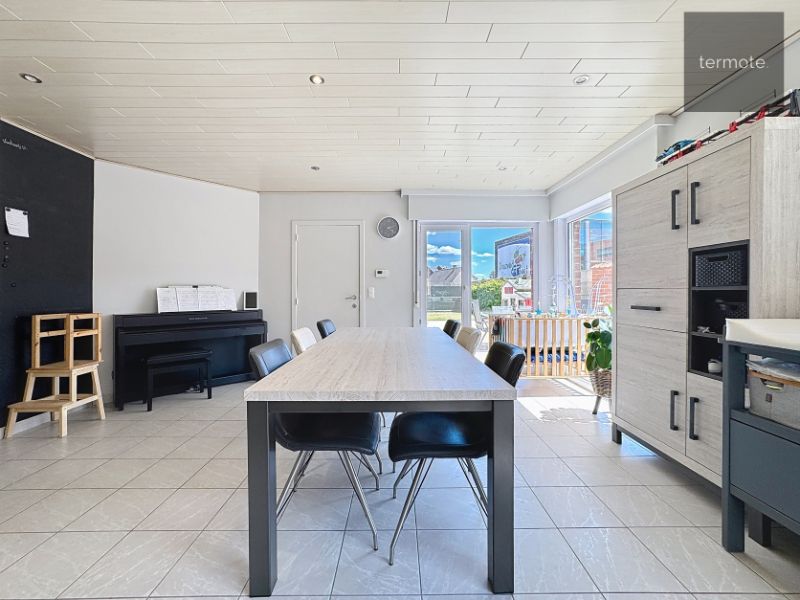 ruim woonhuis foto 4