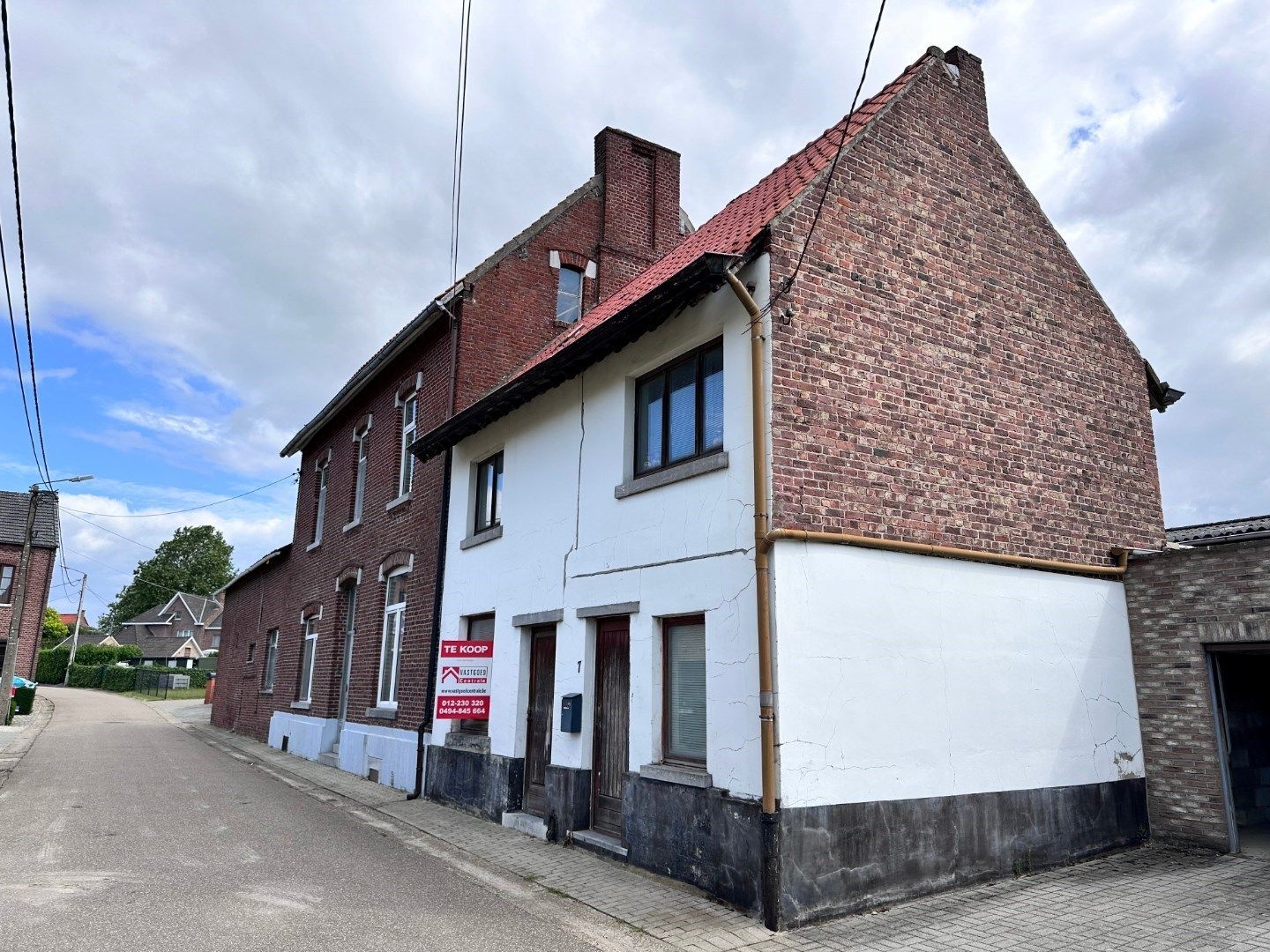 Volledig te renoveren woning met 2 slaapkamers te Tongeren foto 2