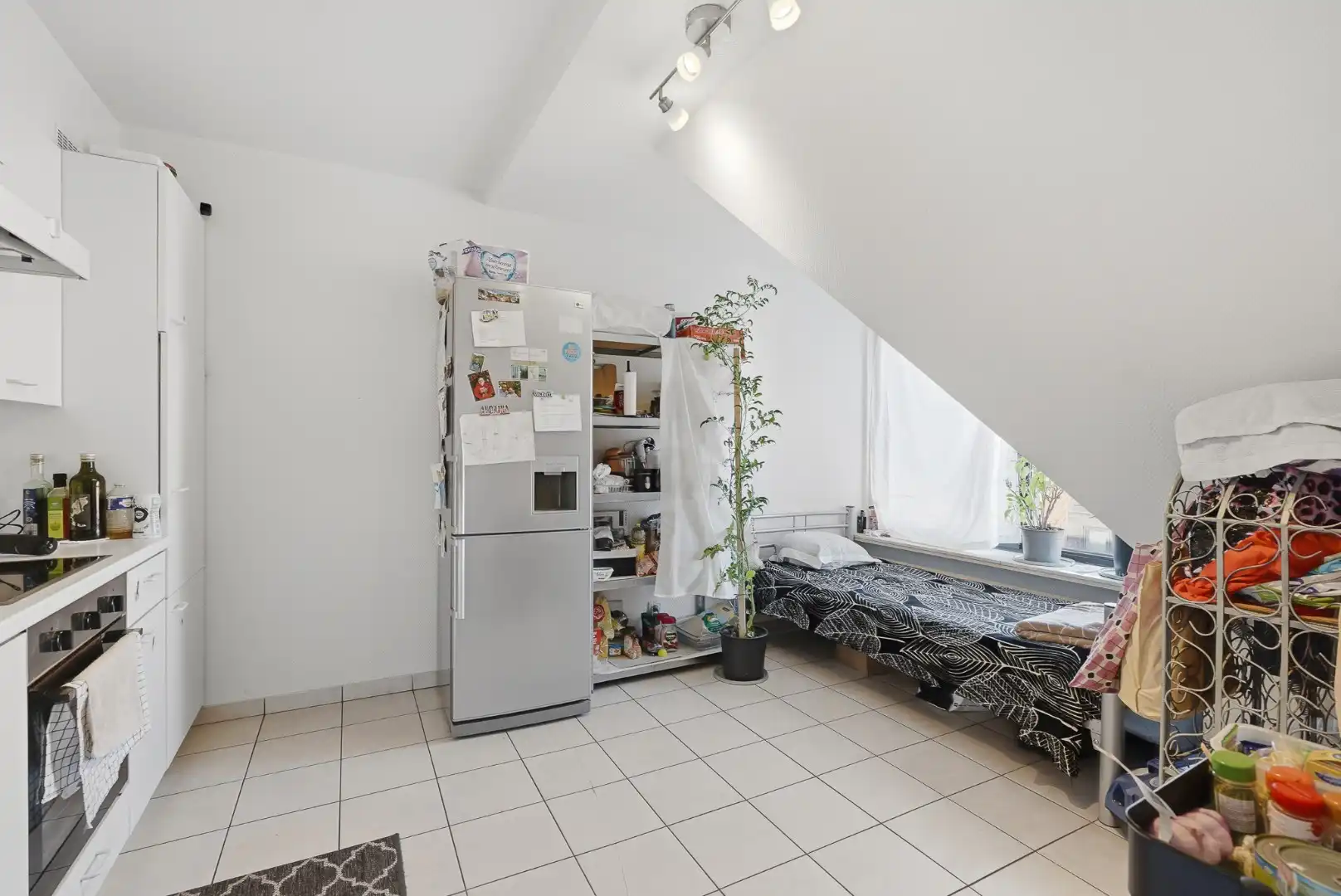 Twee slaapkamer duplexappartement te huur in centrum Oudenburg foto 5