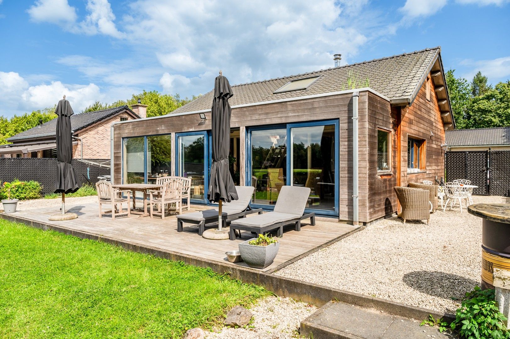 Charmante bungalow in groene omgeving foto 17