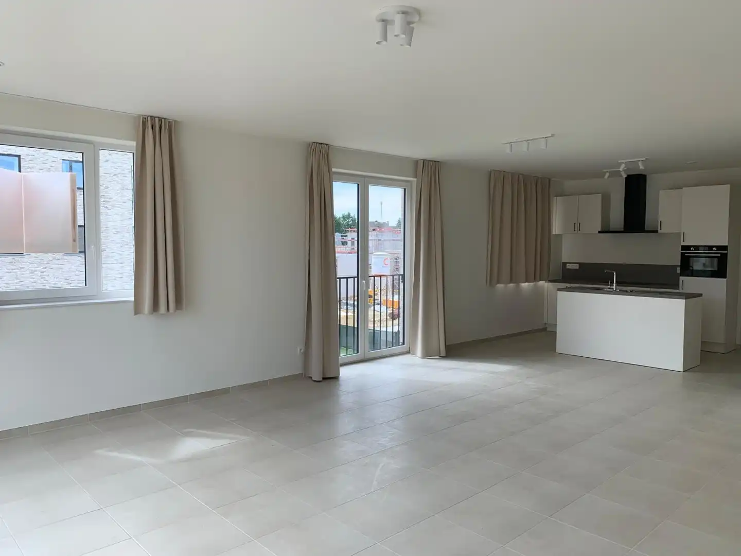 RUIM EN LICHT 3-SLAAPKAMERAPPARTEMENT MET GROOT TERRAS IN GROENLOO foto 6