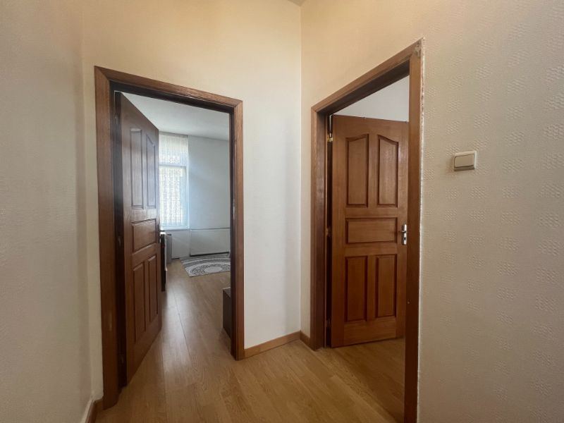 Centraal doch rustig gelegen, energiezuinige woning met maar liefst 4 slaapkamers! foto 8
