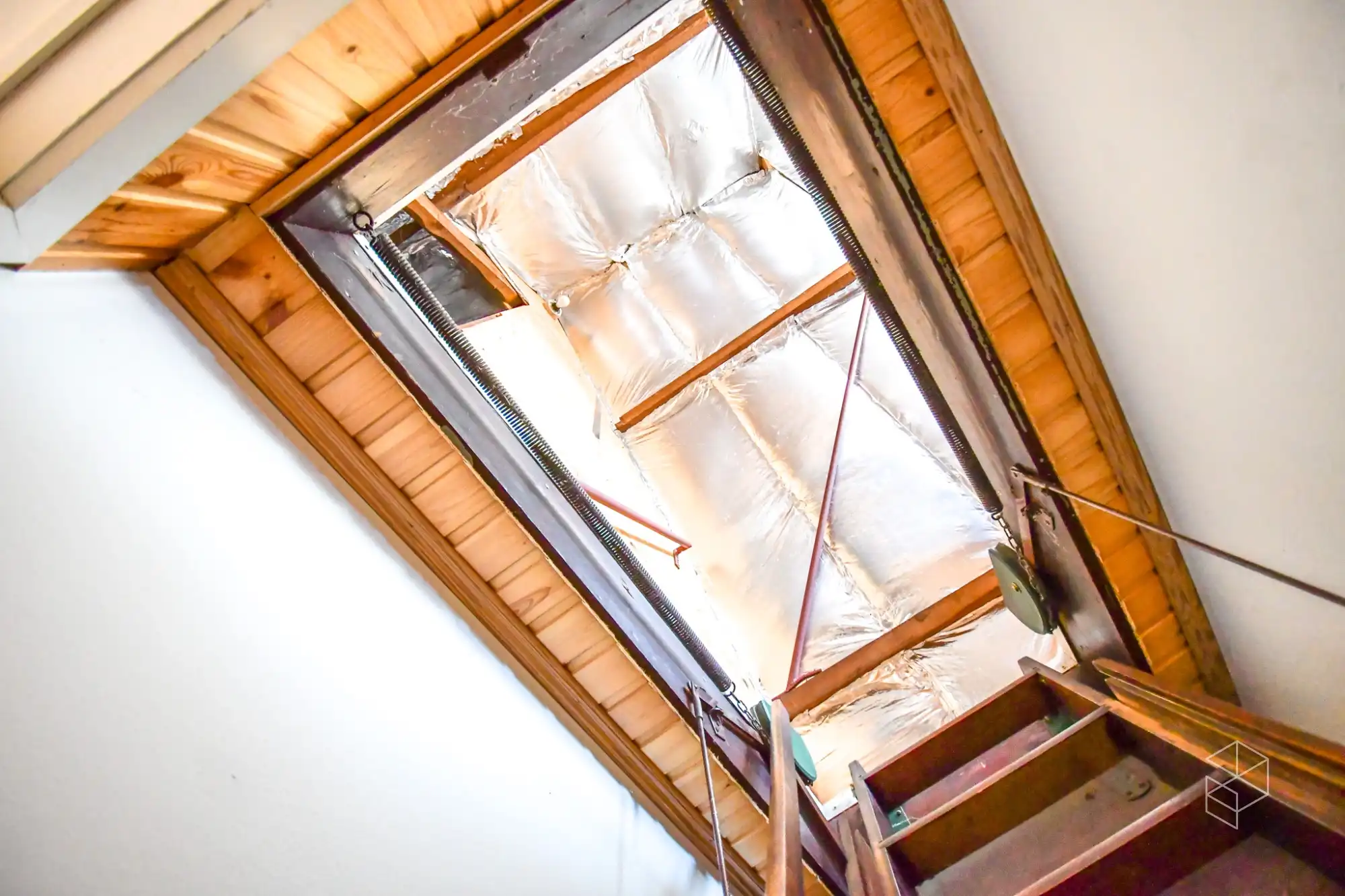 Ruime woning met 3 slaapkamers, inpandige garage en grote tuin foto 26
