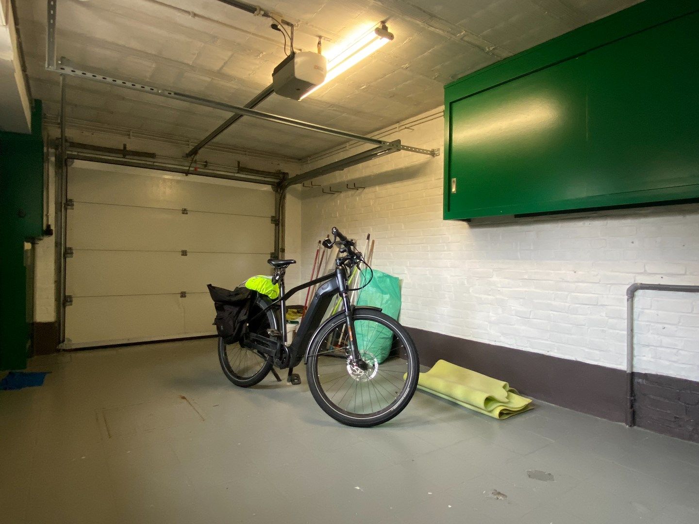 Halfopen woning te huur in het centrum van Kortrijk op een topligging! foto 14