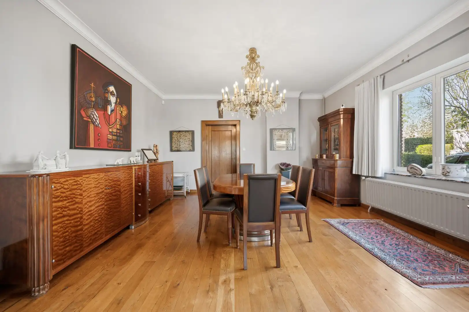 Karaktervolle interbellumwoning met veel ruimte, grote tuin en garage foto 7