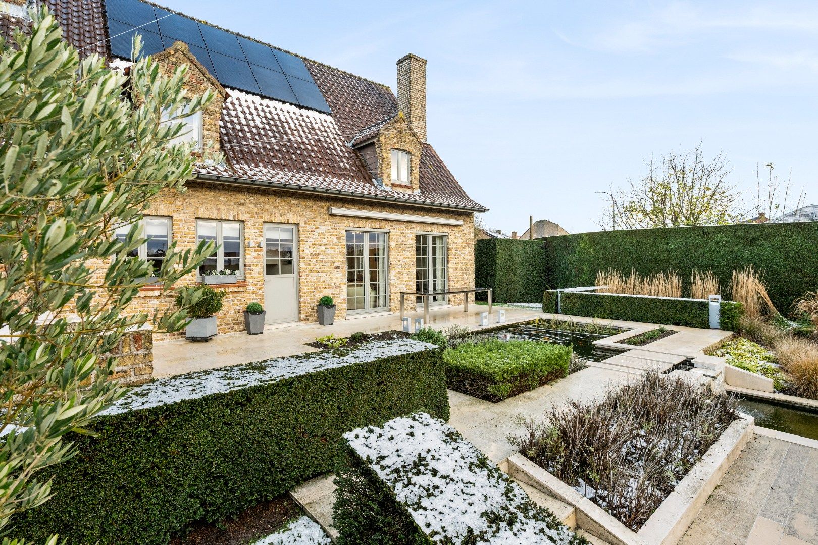 KWALITATIEF AFGEWERKTE VILLA IN RUSTIGE WIJK MET EPC B (172), 4 SLPKS, DUBBELE GARAGE EN 325M² BEW. OPP. foto 29