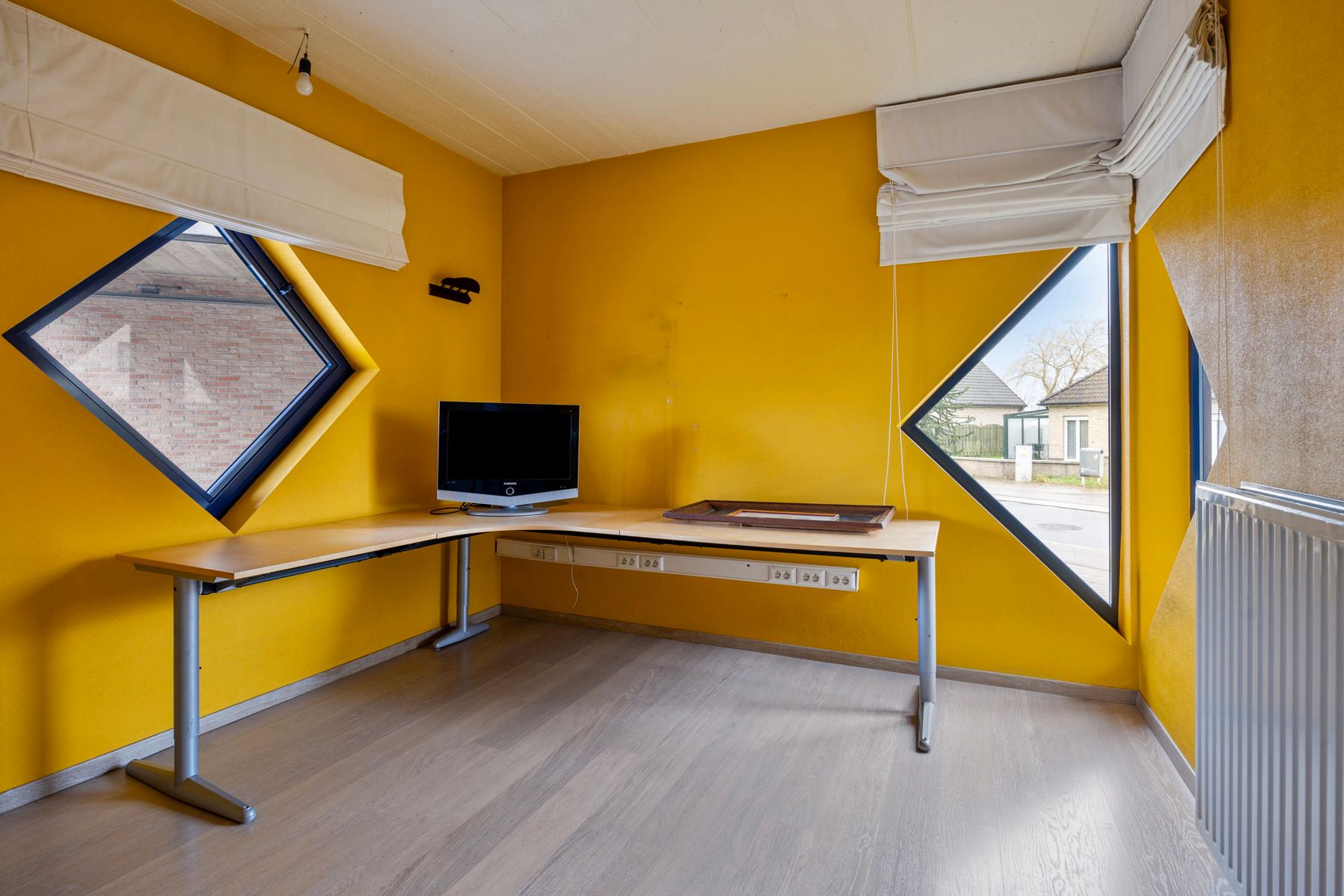 Ruime gezinswoning met 3 slaapkamers op een groot perceel foto 10