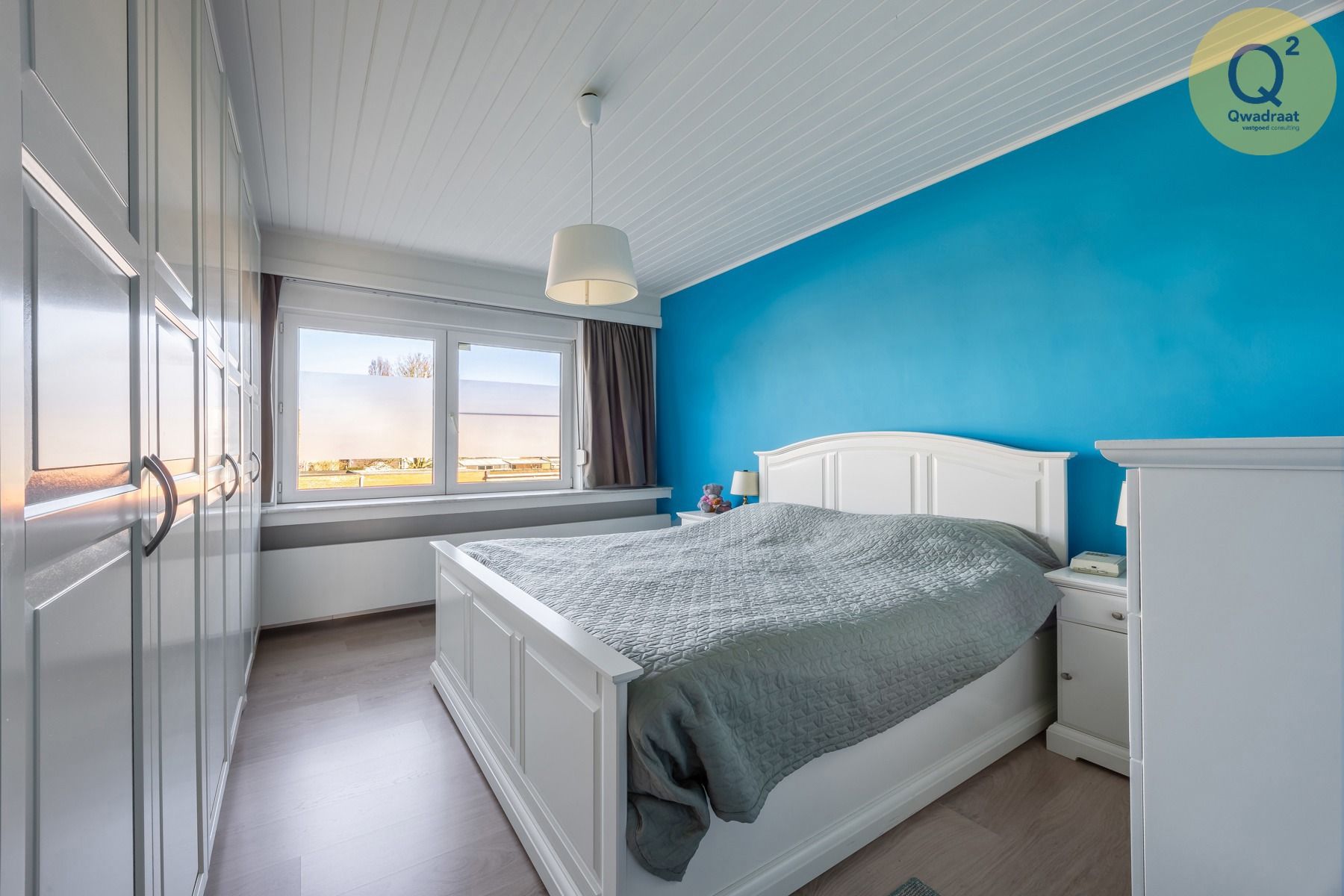 Ruim en gerenoveerd app met garage, gem tuin en grote kelder foto 8