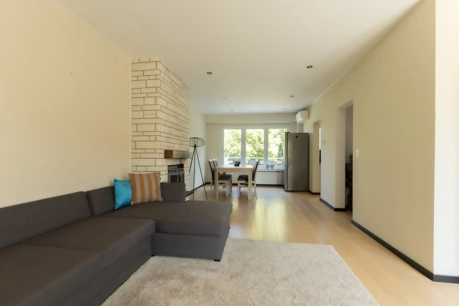 Verzorgde en energiezuinige bel-etagewoning in de Gravenlaan foto {{pictureIndex}}