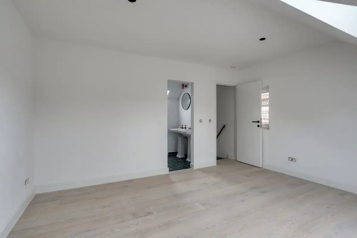 Gerenoveerde woning aan Coloma - EPC label A foto 11