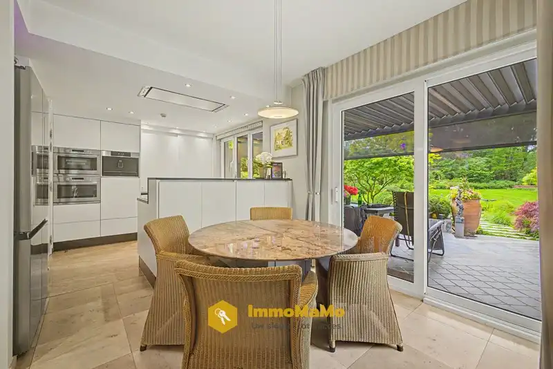 STIJLVOLLE VILLA OP 10.397m2 MET AANGELEGDE PARKTUIN - TE KOOP foto 10
