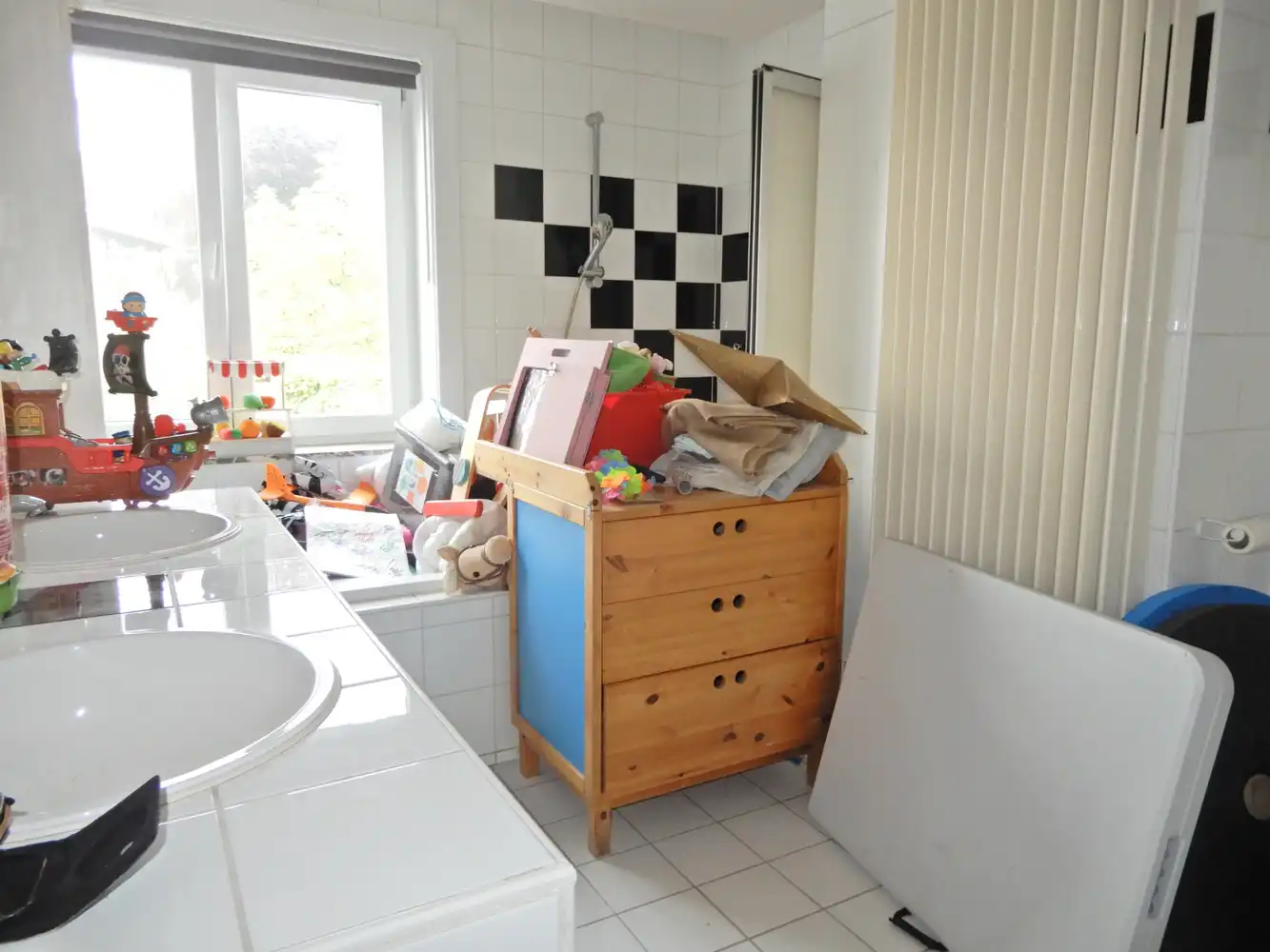 Halfopen woning met garage te Meulebeke. foto 13
