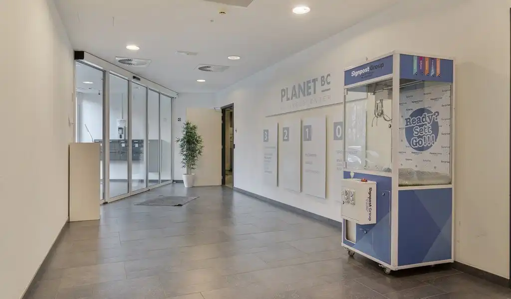 Gemeubelde kantoren met dienstverlening in Planet Business Center aan The Loop in Gent foto 3