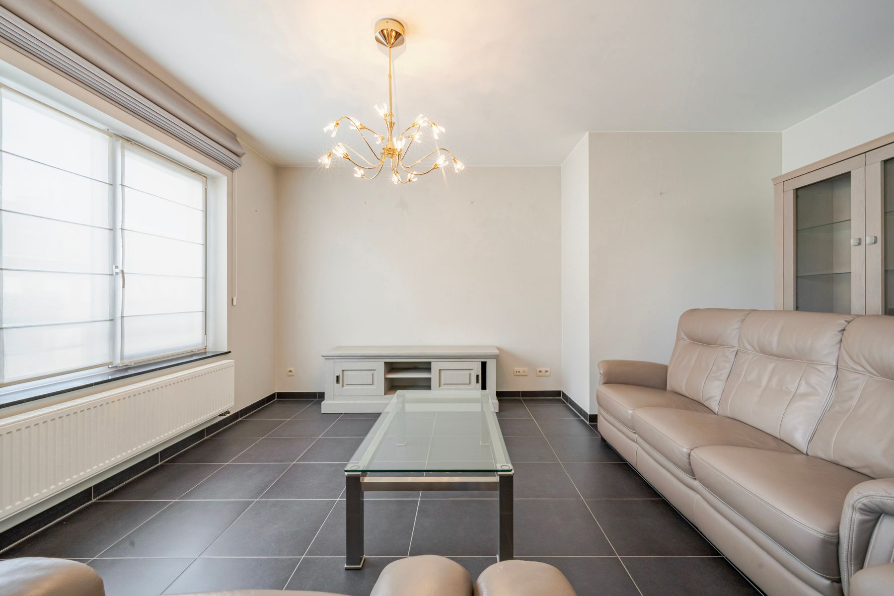 Energiezuinig en instapklaar appartement in centrum Torhout! foto 3