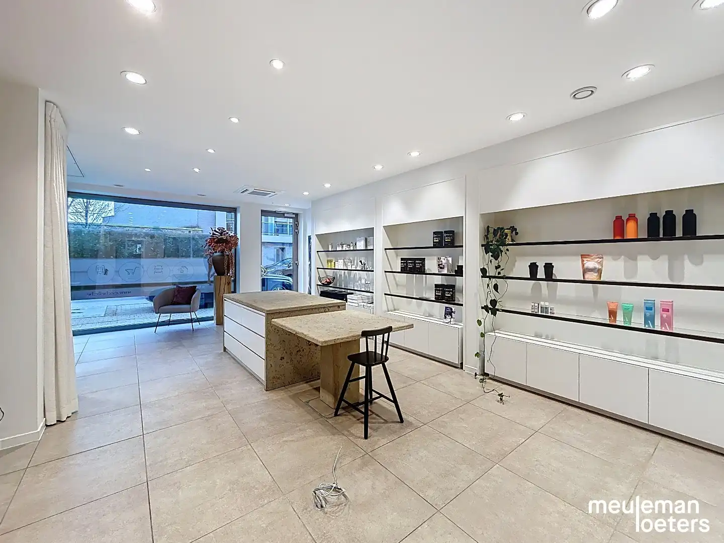 Handelspand met commerciële topligging  foto 2