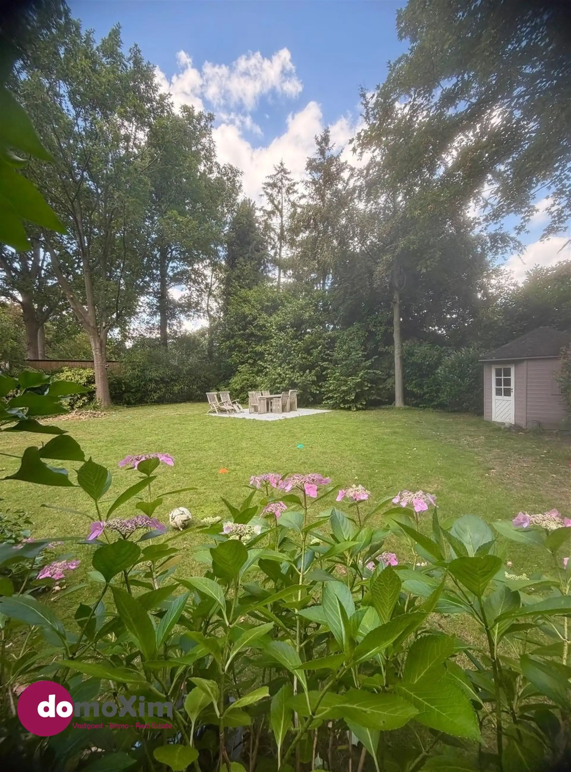 Instapklare woning met prachtige tuin in de Lievekensbossen foto 2